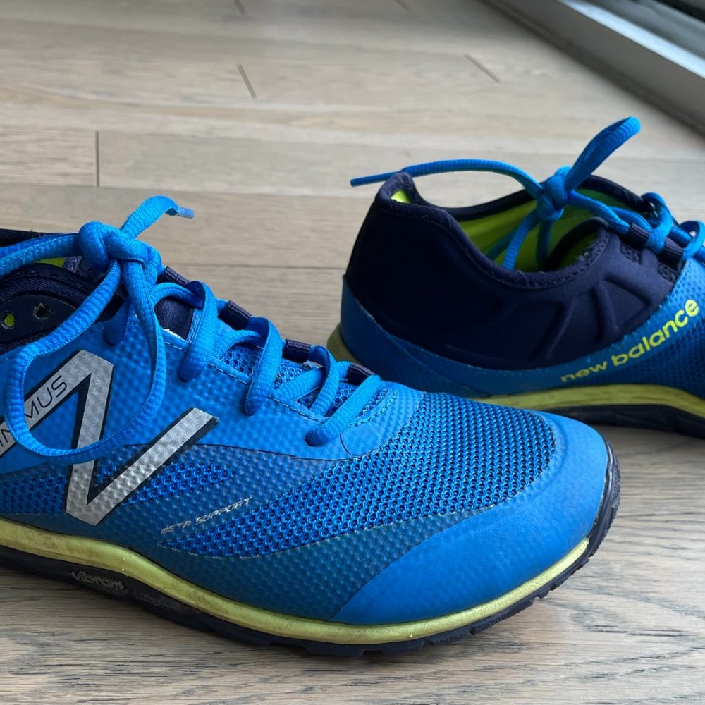 New Balance "Minimus" Size 8.5 Men's / size 10 Women's running shoes